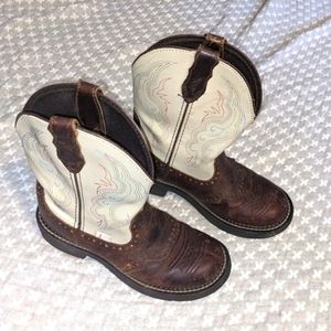 Justin Gypsy Women Western boots collection Brown 6.5B